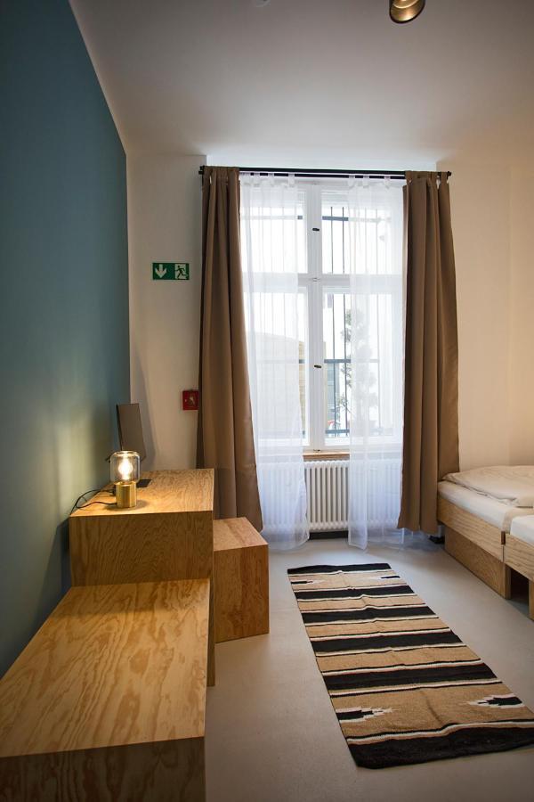 Aparthotel Schillinger-Berlin Am Tempelhofer Feld Extérieur photo